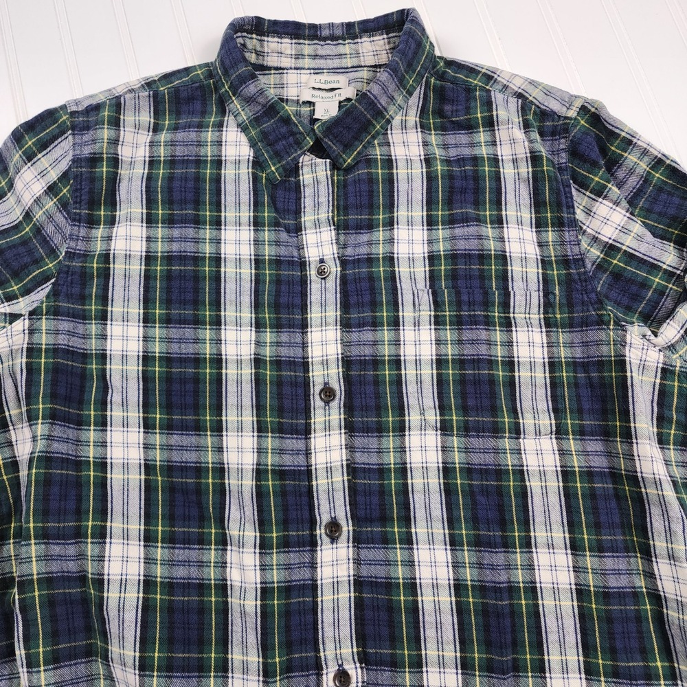 L.L Bean Men's Relaxed Fit Flannel Shirt XL‎ Plaid Long Sleeve